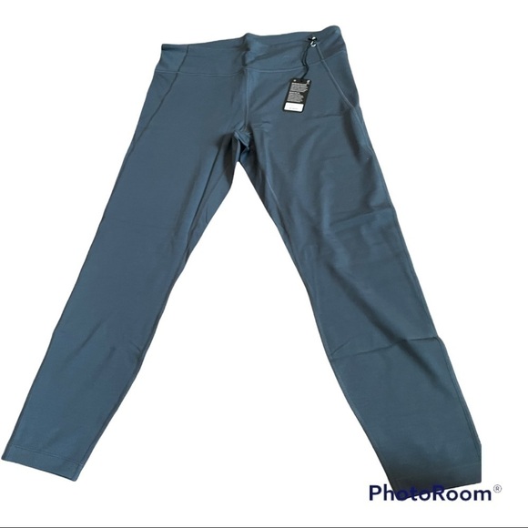 allbirds Women's Natural Legging in shadow - Picture 4 of 14